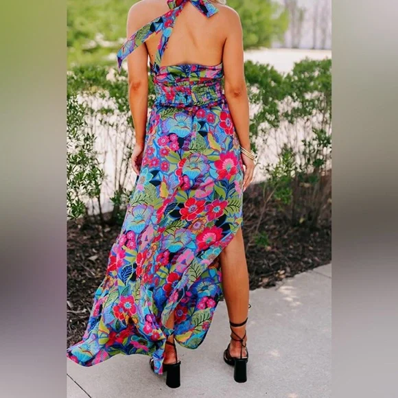 NWOT Sugarlips Vibrant Floral Halter Style Maxi Dress - Picture 7 of 13